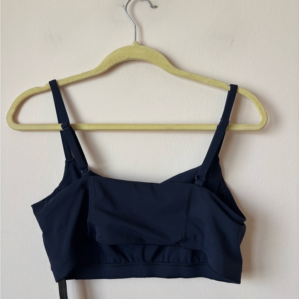 Amazon Essentials Sports Bra - Picture 2 of 4